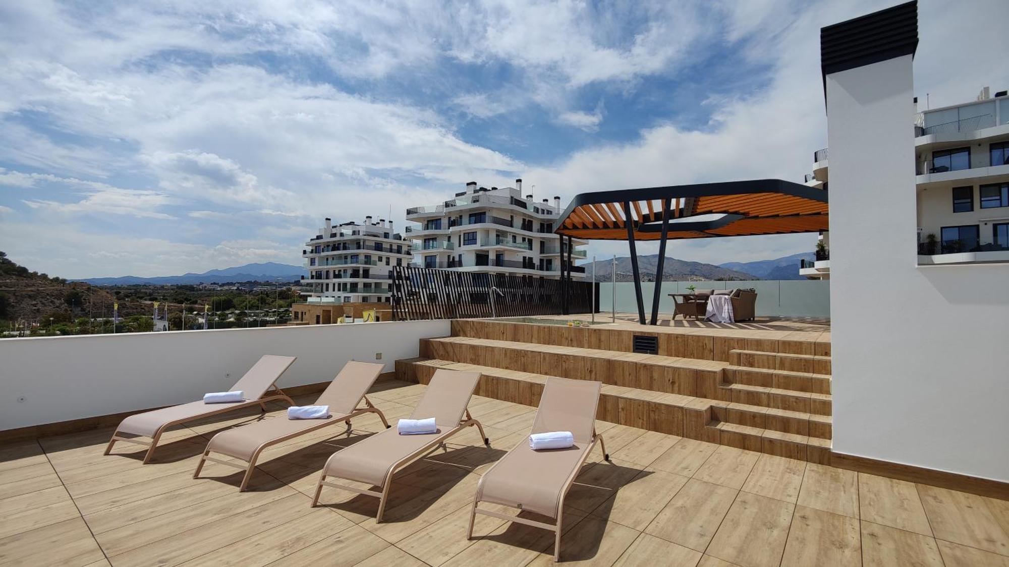 Allonbay Sea Front Luxury Penthouse Вильяхойоса Экстерьер фото